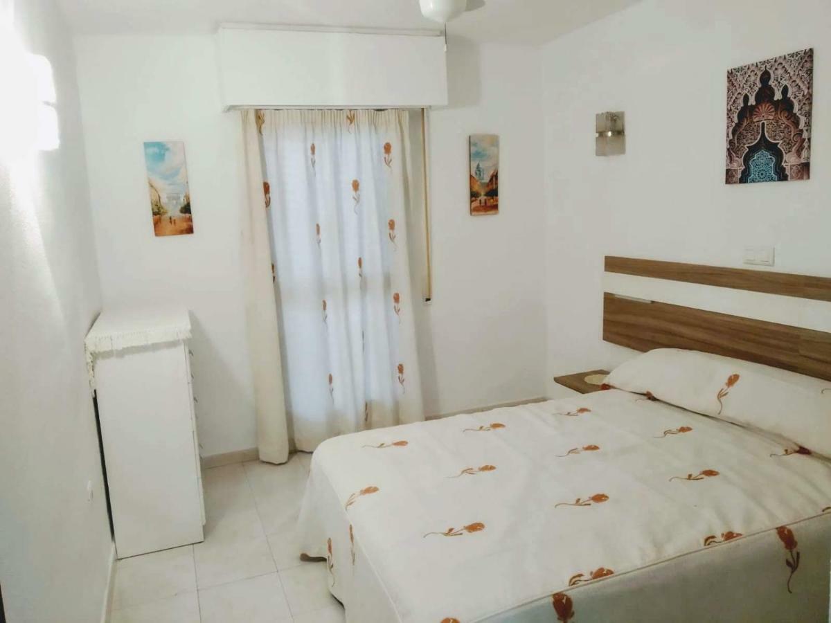 Benalmadena Piscis Sun & Beach Apartment Luaran gambar